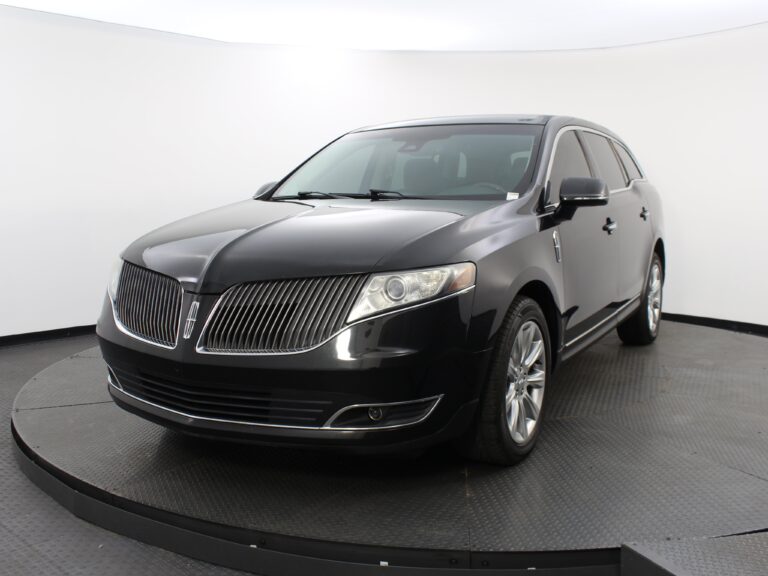 Town Cars & Sedans at Valley Limo Services